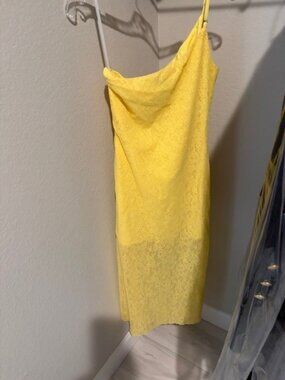 Dress by NBD, yellow, size M, one shoulder